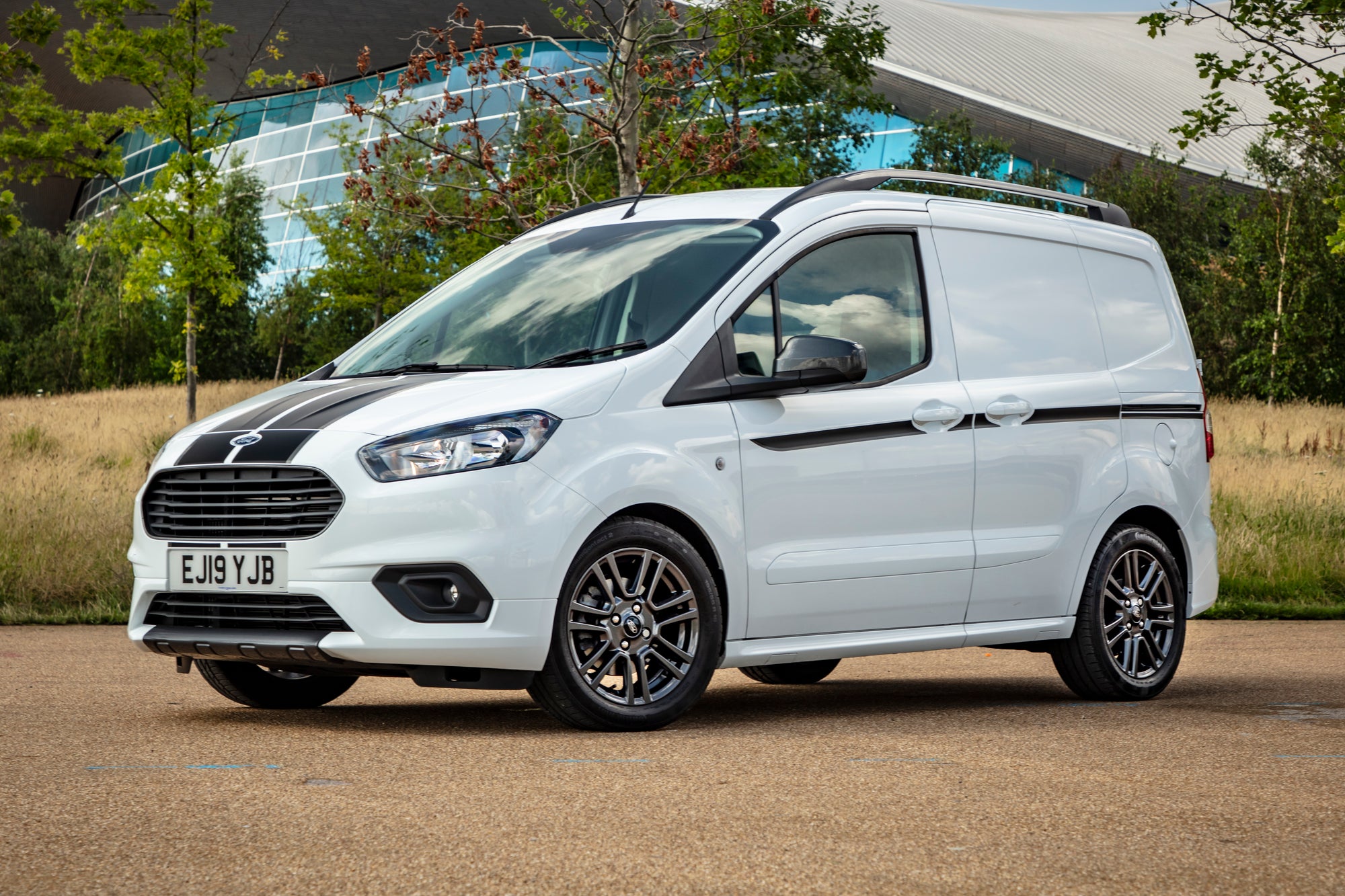 Ford Transit Courier Review 2022 | heycar